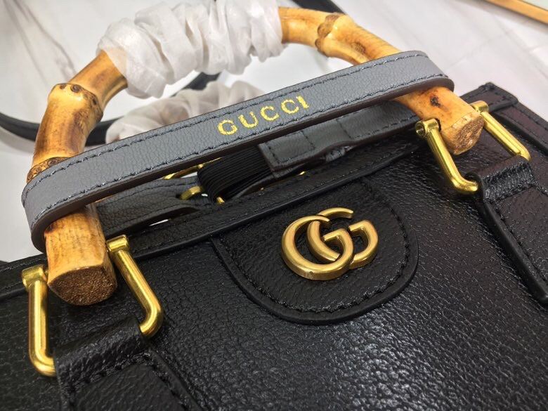 Gucci Shopping Bags